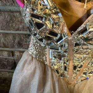 Prom Dress with bedazzled top and tulle bottom